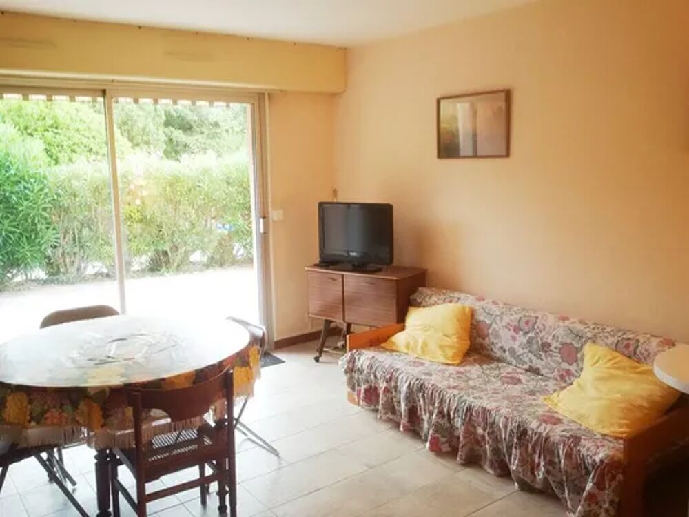   GALLIA Appartement pour 5 pers en rez de jardin avec grande terrasse Plage < 1 km - Centre ville < 1 km - Tlvision - Terrasse Provence-Alpes-Cte d'Azur, Cavalaire-sur-Mer (83240)