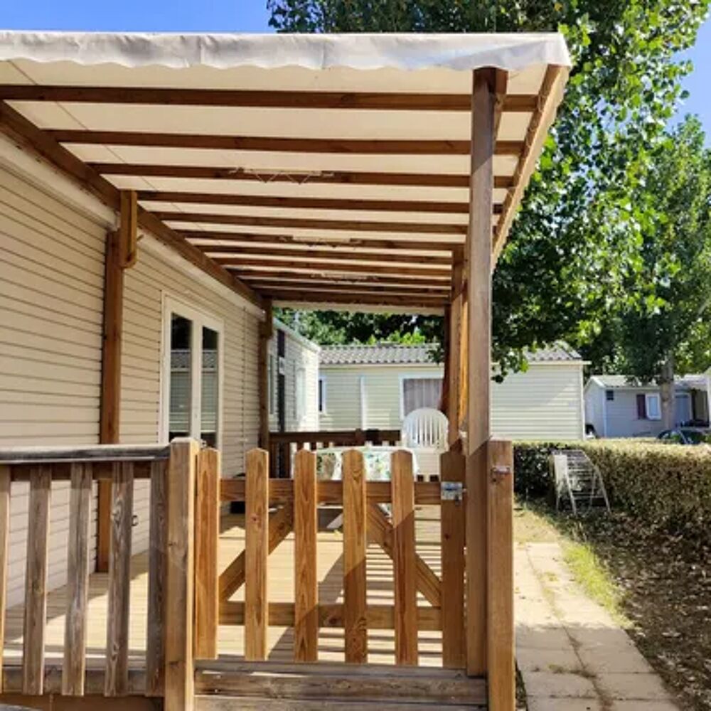   Superbe bungalow pour 8 pers. avec piscine partage et terrasse  Vias Piscine collective - Tlvision - Terrasse - place de par Languedoc-Roussillon, Vias (34450)