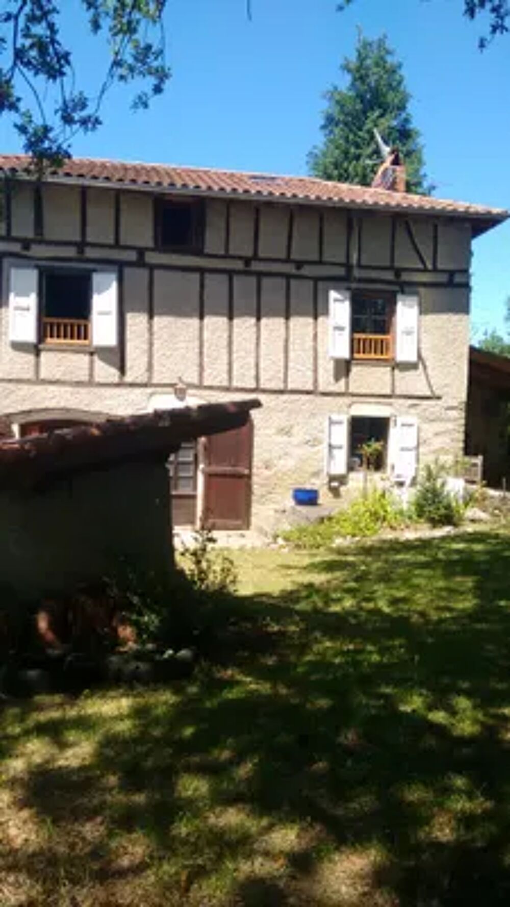   Grande maison pour 10 pers.  St Constant Fournoules Tlvision - place de parking en extrieur - Lave vaisselle - Lave linge - Auvergne, Maurs (15600)