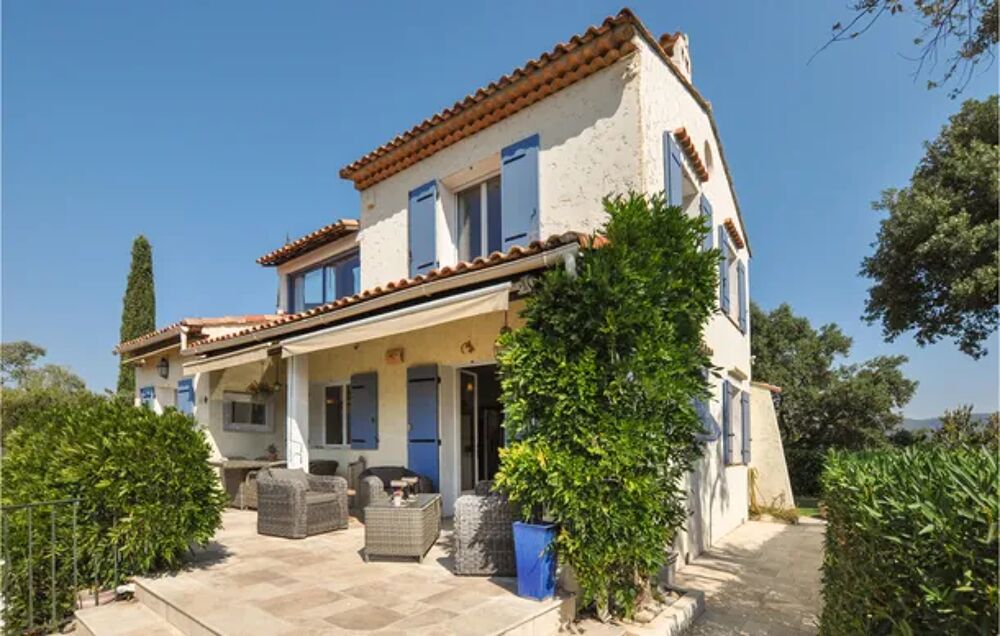   Nice home in Frjus with Outdoor swimming pool, WiFi and 4 Bedrooms Piscine prive - Plage < 9 km - Tlvision - Terrasse - plac Provence-Alpes-Cte d'Azur, Frjus (83600)