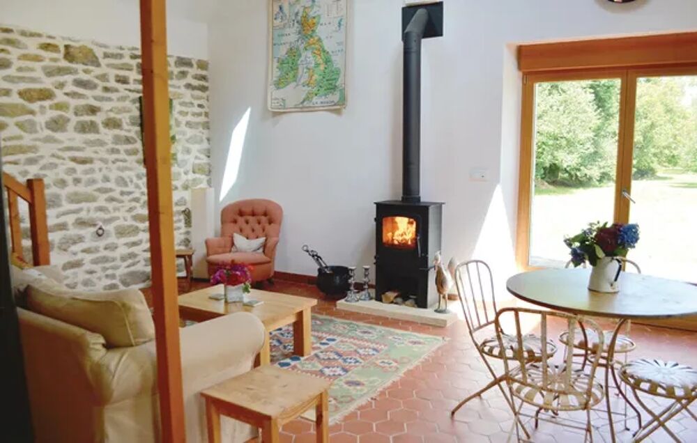   Beautiful home in Tregunc with 1 Bedrooms and WiFi Plage < 4.5 km - Alimentation < 1.5 km - Tlvision - Terrasse - place de par Bretagne, Trgunc (29910)