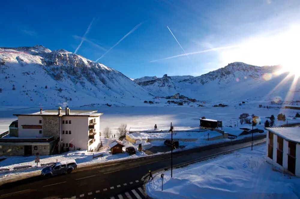   Pistes de ski < 100 m - Alimentation < 100 m - Centre ville < 500 m - Tlvision - Balcon Rhne-Alpes, Tignes (73320)