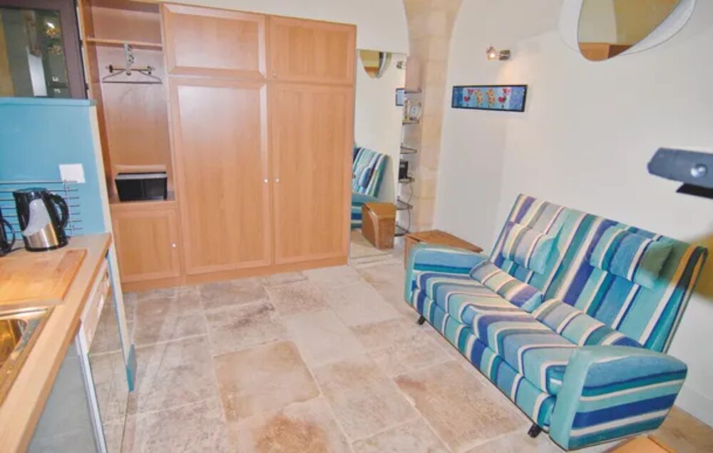   Nice apartment in Beaucaire with WiFi Alimentation < 300 m - Tlvision - Lave vaisselle - Lave linge - Sche linge Languedoc-Roussillon, Beaucaire (30300)
