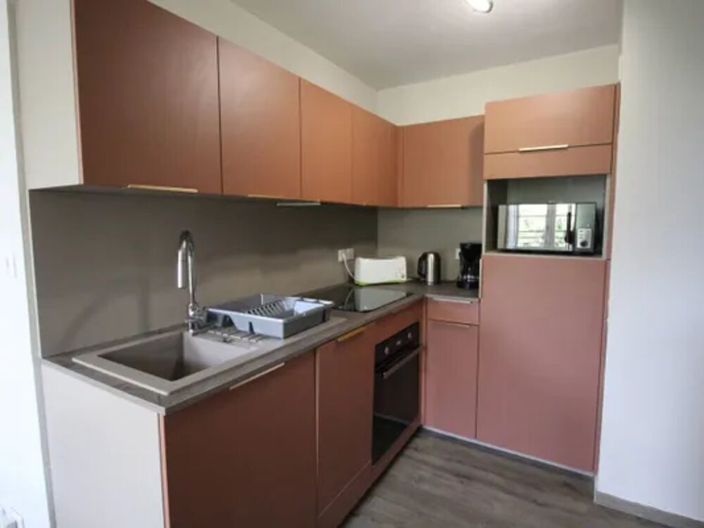   appartement 6 personnes Tlvision - place de parking en extrieur - Lave vaisselle - Lave linge - Ascenseur Midi-Pyrnes, Bagnres-de-Luchon (31110)