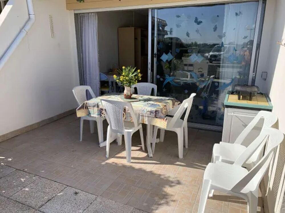   appartement 4 personnes Tlvision - Terrasse - place de parking en extrieur - Lave linge - Table et chaises de jardin Languedoc-Roussillon, Port Camargue (30240)