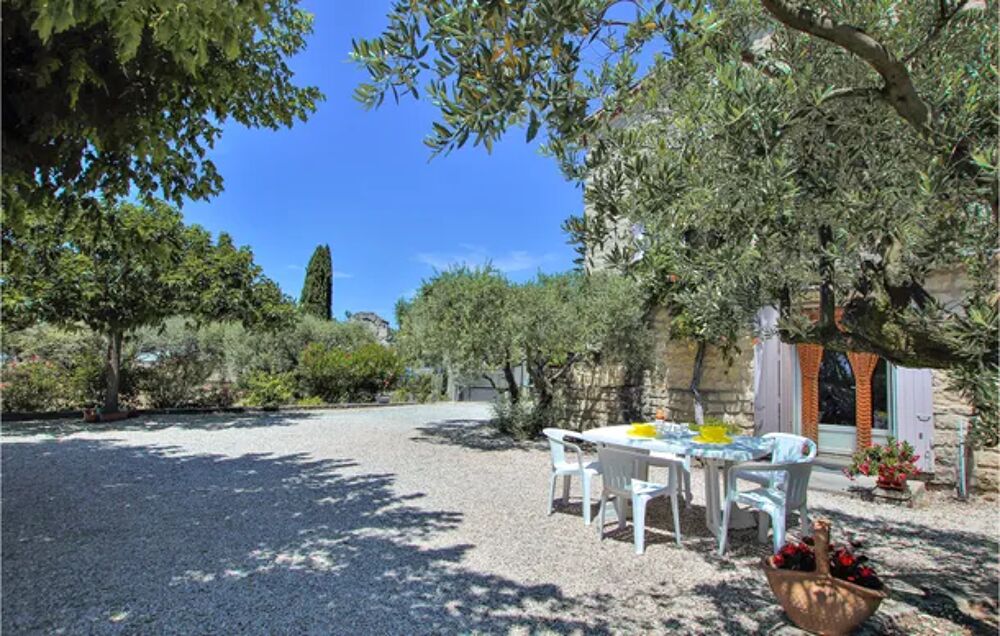   Awesome apartment in Caromb with 2 Bedrooms Alimentation < 400 m - Tlvision - Terrasse - place de parking en extrieur - Lave Provence-Alpes-Cte d'Azur, Caromb (84330)
