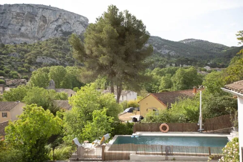   Perle rare avec vues panoramiques Piscine couverte - Piscine prive - Tlvision - Terrasse - Balcon Provence-Alpes-Cte d'Azur, Fontaine-de-Vaucluse (84800)