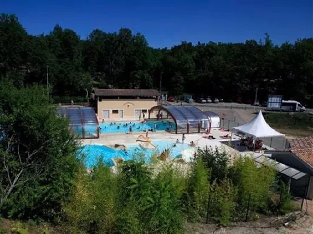   Camping Les Hameaux Des Lacs - Chalet - 2 personnes - 1 chambre Piscine couverte - Piscine collective - Terrasse - Lave vaissell Midi-Pyrnes, Monclar-de-Quercy (82230)