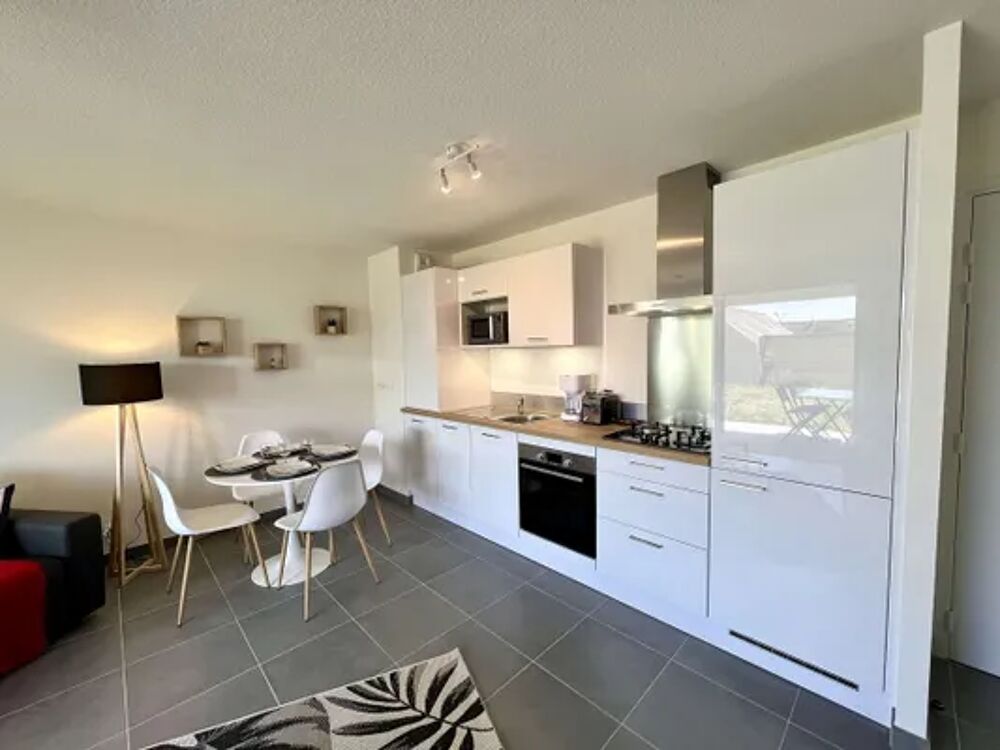   appartement 4 personnes Tlvision - Terrasse - Balcon - place de parking en extrieur - Lave vaisselle Bretagne, tel (56410)