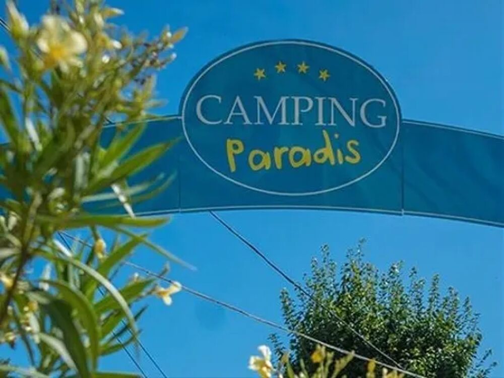   Camping Paradis - L'Europe - Mobilhome Privilge34m (3ch-6p) Terrasse couverte Piscine collective - Transats Auvergne, Murol (63790)