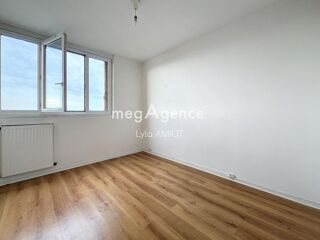 Vente Appartement APPARTEMENT A 20 MN  A PIED DE LA GARE DE POISSY Poissy