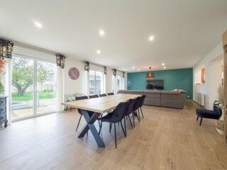  Maison � vendre 6 pi�ces 198 m�