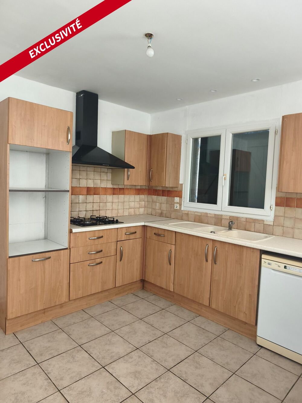 Pompignan , sur les coteaux , villa T4 de 91 m² avec garage sur une parcelle de 2300m².