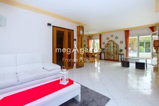  Maison à vendre 8 pièces 182 m²