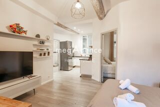 Vente Appartement Nice CARRÉ D'OR, 2 Pièces Rénové et Climatisé. Idéal pied à terre ou investissement locatif. Nice