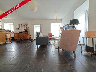  Maison à vendre 10 pièces 242 m²
