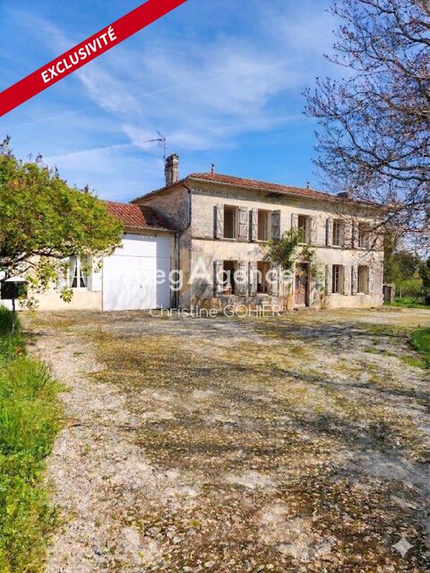   Charentaise � r�nover Maison - 7 pi�ce(s) - 227 m�