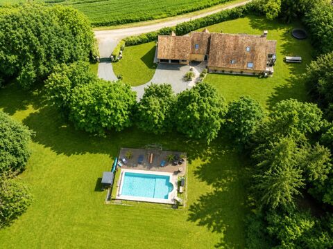   Long�re- 6 chambres- 2 HECTARES- Etang Maison - 8 pi�ce(s) - 220 m�