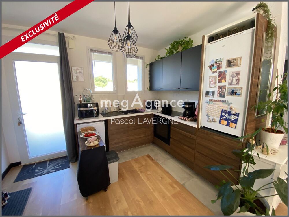 Exclusivité megAgence - Maison plain-pied rénovée en 2022 - proximité du centre-ville, des commerces, et des commodités