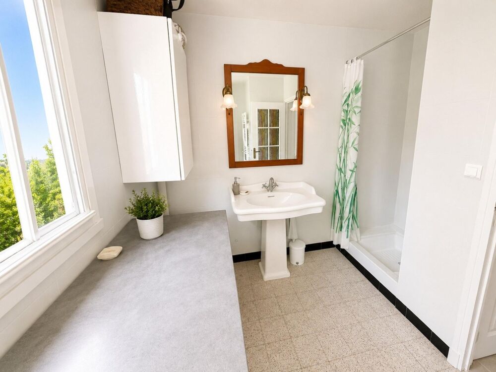 Vente Appartement À VENDRE : SPACIEUX 2 PIÈCES DE 67 m² AU DERNIER ÉTAGE AVEC VUE MER : SAINT-AYGULF - 83370 Frejus