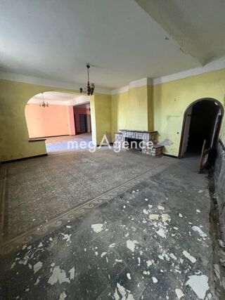  Propri�t�/ch�teau � vendre 15 + pi�ces 740 m�