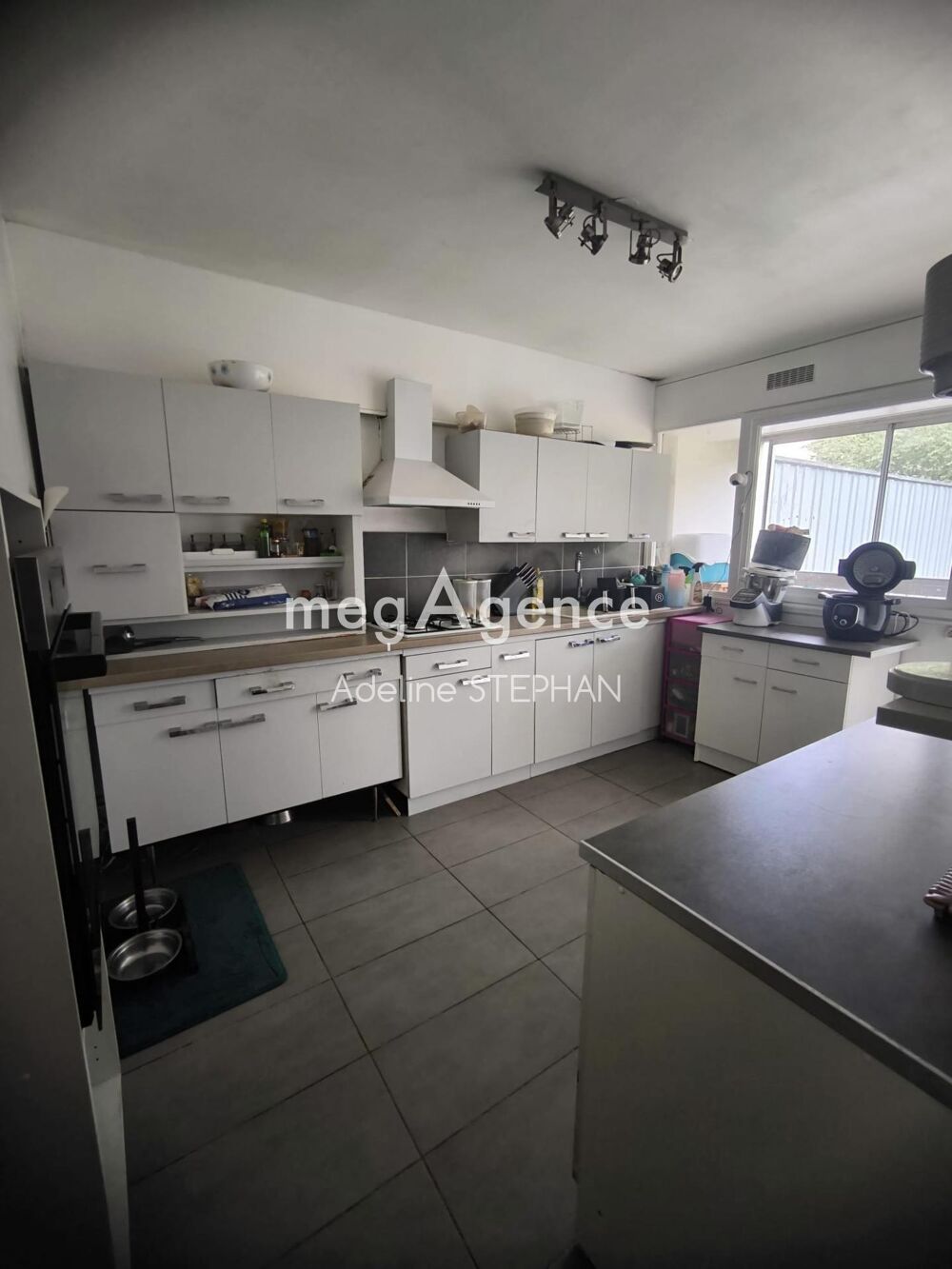 Vente Appartement Grand T4 lumineux avec balcon et place de parking Lorient
