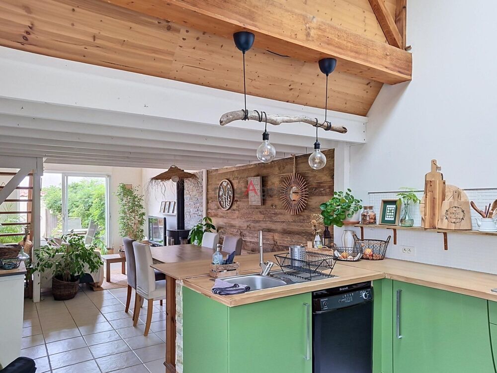 Vente Maison LA MONTAGNE - MAISON - 2 CHAMBRES - BUREAU - JARDIN - GARAGE - STATIONNEMENT La montagne