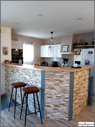  Maison � vendre 9 pi�ces 175 m�