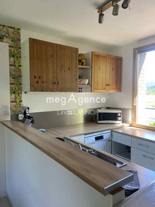  Maison  vendre 15 + pices 330 m