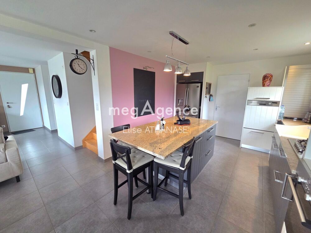 Vente Maison Spacieuse maison 5 chambres � prestations de qualit� Parce