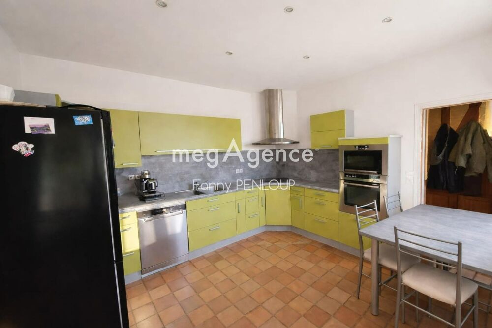 Vente Maison Maison en pierres 6 chambres avec garage et dépendance Les loges-marchis