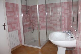  Immeuble � vendre 122 m�