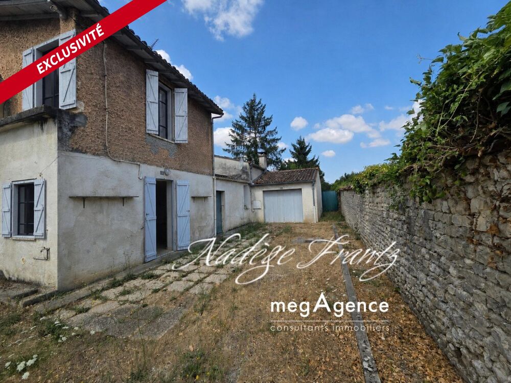 Maison 73 m² à rénover  Garage, terrain de 1 000 m²  Saint-Jean-dAngély