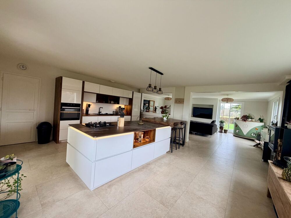 Vente Maison Proche Challans, Maison 3 chambres jardin piscine Saint-gervais