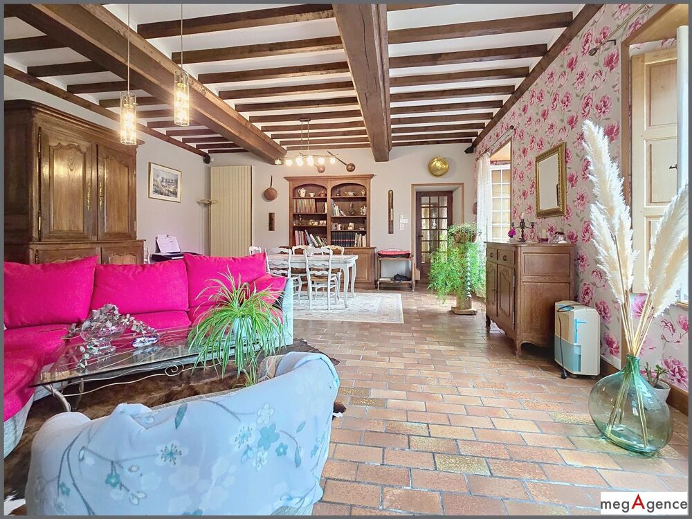 Vente Maison Propriété de 230 m², 7 pièces, dépendances le tout sur 10ha Cerences