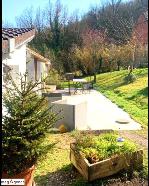   Maison 2 ch - Jardin 2483m� - 5 places parking - Vue d�gag�e magnifique - calme - Proche Maule 78580 Maison - 4 pi�ce(s) - 65 m�