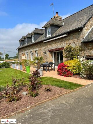 Vente Maison Belle longère en pierre 140m2 - 4 chambres avec dépendances et vaste terrain Saint-germain-en-cogles