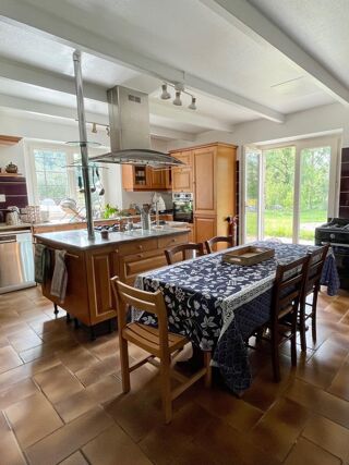  Maison � vendre 9 pi�ces 300 m�
