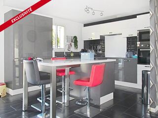  Maison à vendre 8 pièces 240 m²
