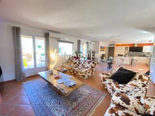  Maison à vendre 10 pièces 210 m²