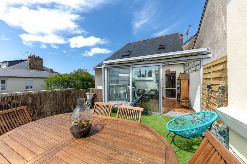 Vente Appartement Duplex T4 avec terrasse sud, véranda et garage – Saint-Malo, Rocabey. Saint-malo