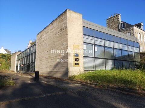Immeuble- local professionnel de 180 m2, de 2005, sur le port de plaisance de Tr&eacute;guier 325000 22220 Treguier
