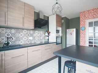  Appartement � vendre 5 pi�ces 98 m�