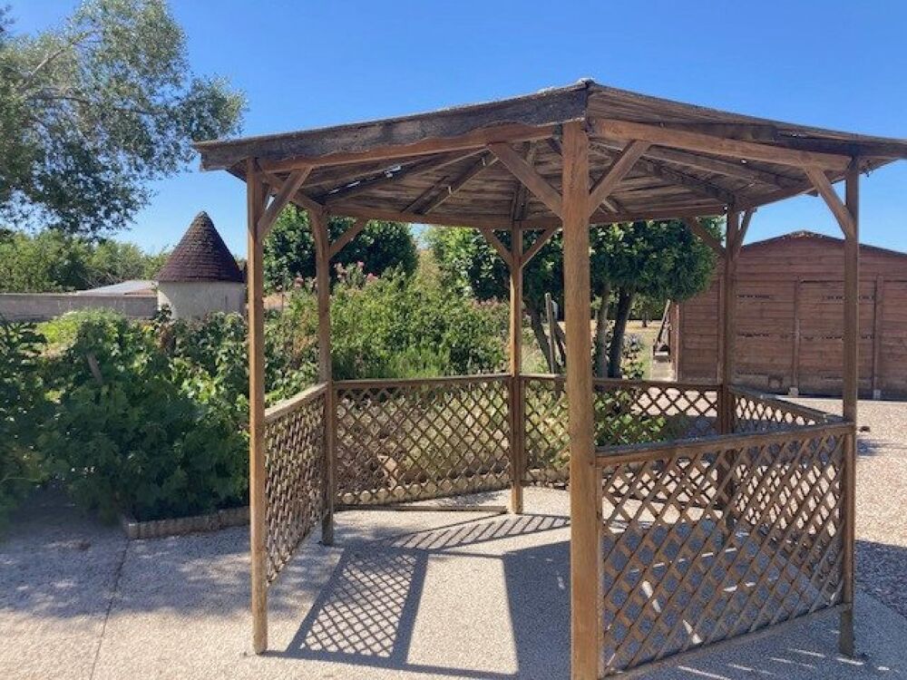 Vente Maison Maison de plain pied,3 chambres,grand jardin constructible La taillee