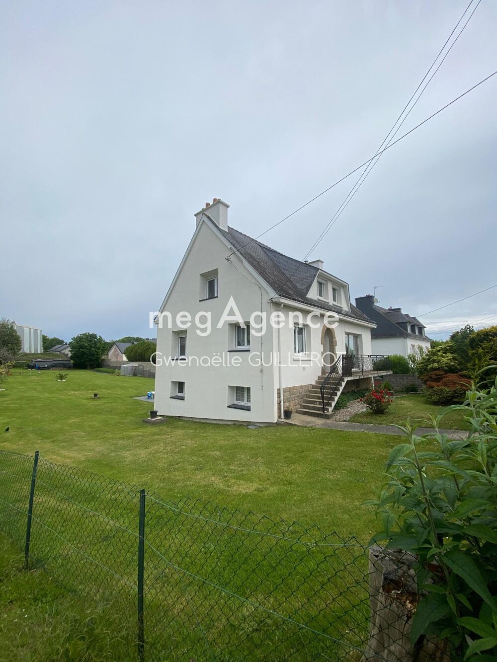 Maison neobretonne sur un vaste terrain constructible