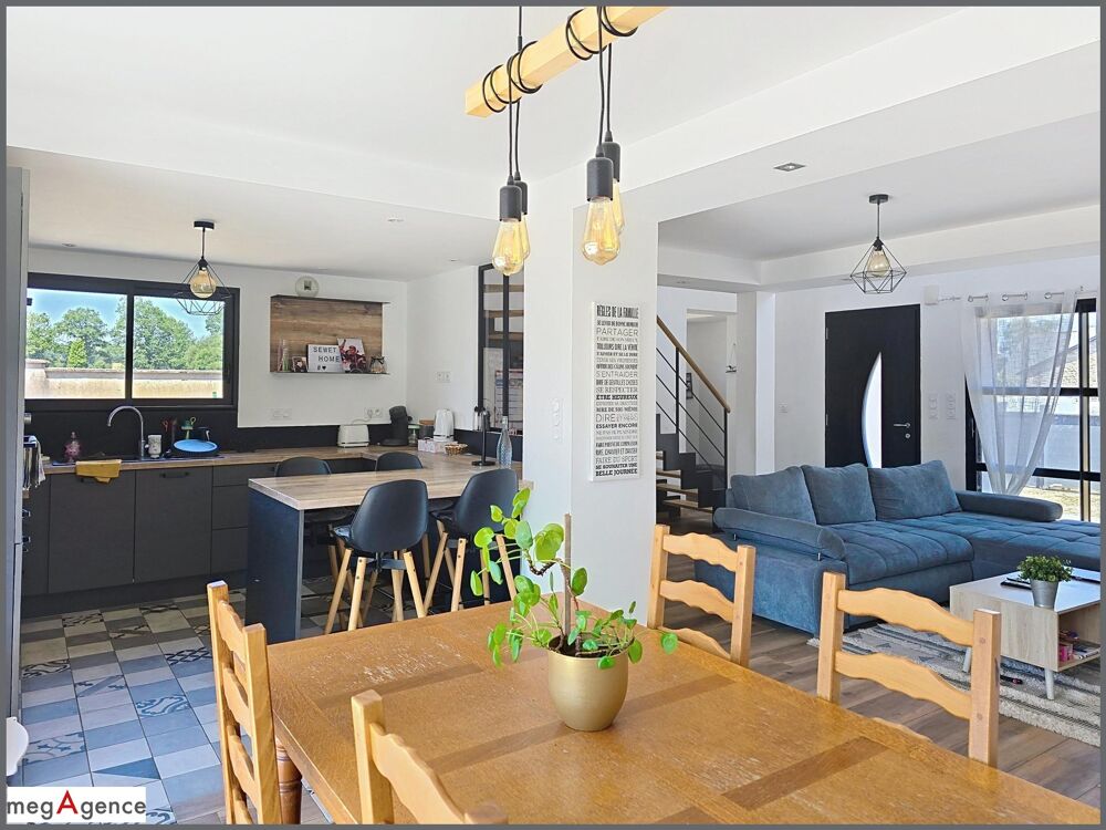 Vente Maison Maison 115 m², 5 pièces sur 1200 m² de terrain Chauvigne