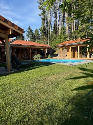  Maison  vendre 5 pices 290 m