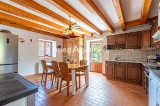  Maison  vendre 7 pices 215 m