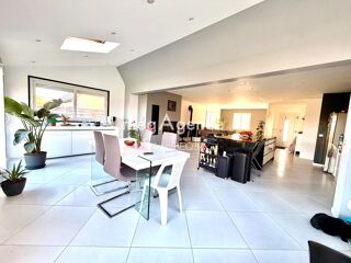  Maison � vendre 7 pi�ces 190 m�