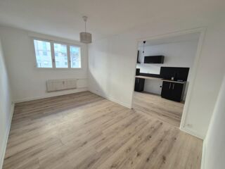  Appartement à louer 2 pièces 57 m²